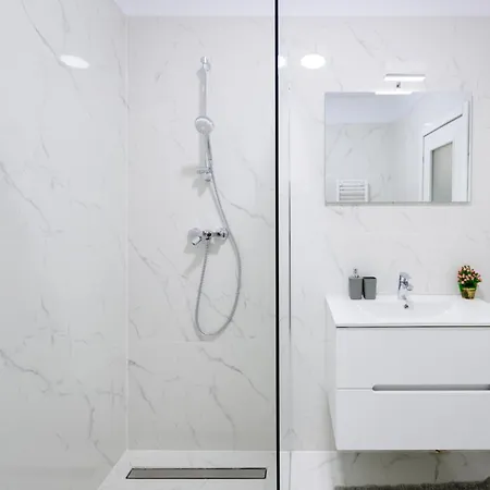 Dacia Бухарест