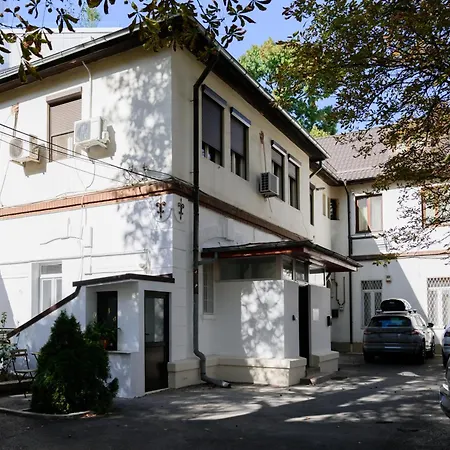 Dacia Апартаменти