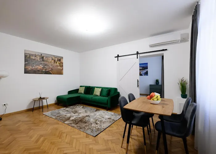 Dacia * ブカレスト