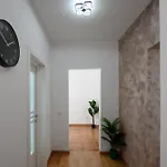 Dacia Apartmán *